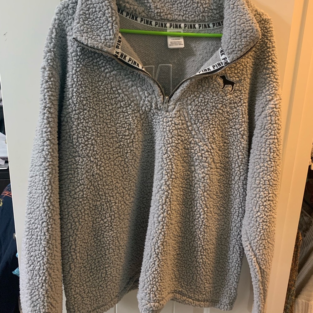 Victoria Secret pullover size large